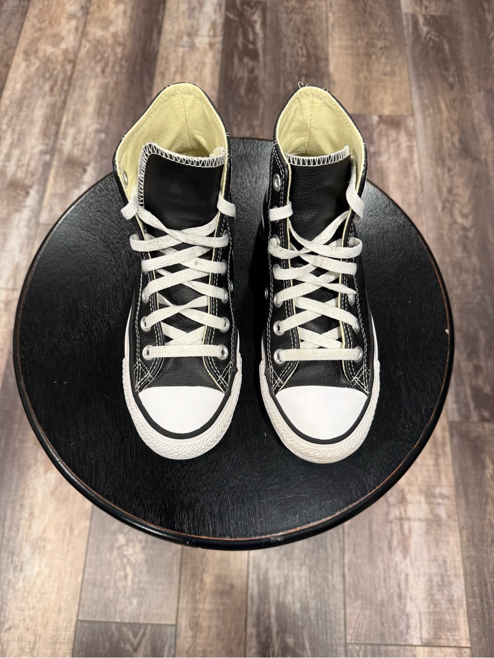 Converse leather Black and White High-Top Sneakers